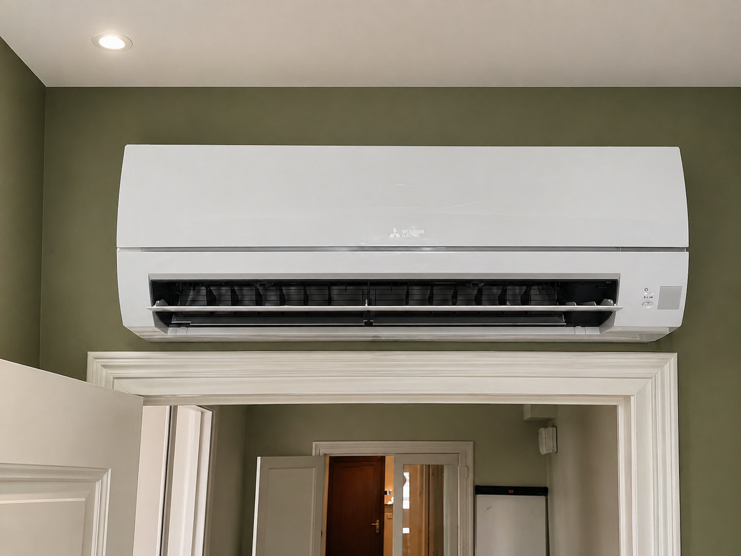 Climatisation split murale réversible installée à Bron par Solea